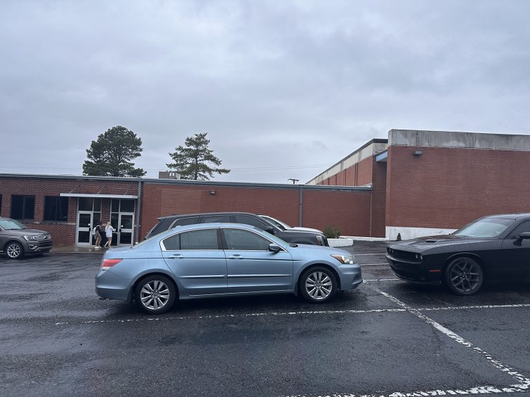 Where can you park? Eastern’s parking regulations and fines